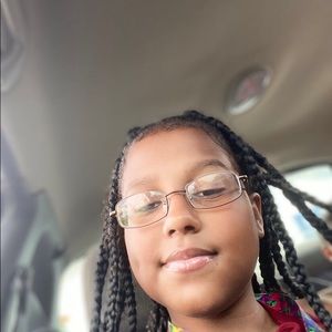 Meet your Posher, Savannah